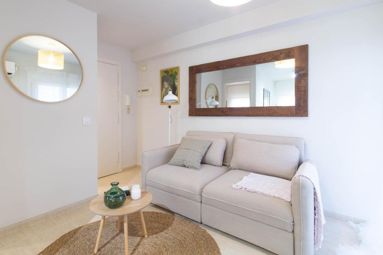 Patio Budget Studio 11 Сан-Антонио-де-Калонже Экстерьер фото