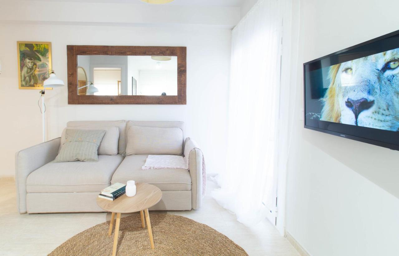 Patio Budget Studio 11 Сан-Антонио-де-Калонже Экстерьер фото