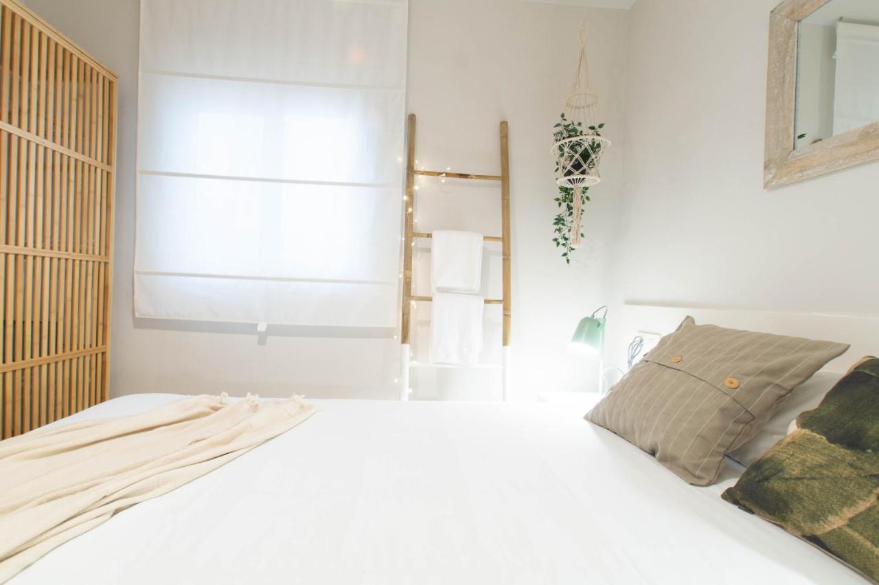 Patio Budget Studio 11 Сан-Антонио-де-Калонже Экстерьер фото